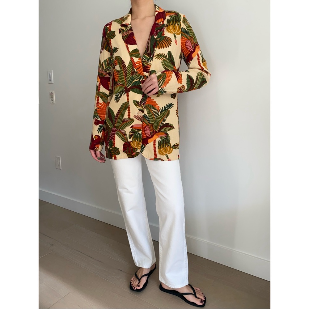 BNWT FARM Rio Tropical Cream Blazer with Green, Orange & Burgundy Print - Picture 5 of 10